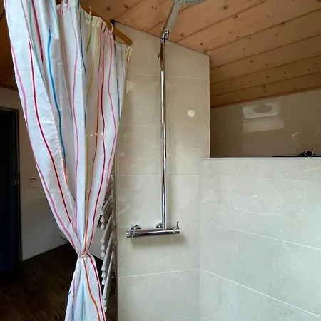 Superior Doppelzimmer Im Milital * Innertkirchen