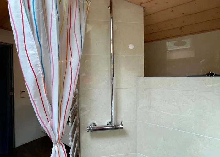 Superior Doppelzimmer Im Milital * Innertkirchen